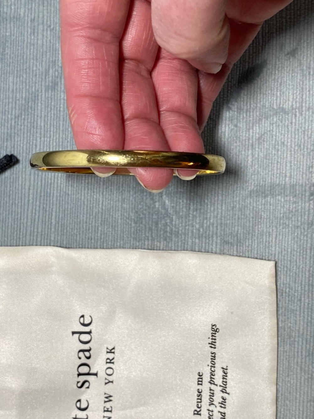 EUC Kate Spade New York Heart of Gold”Bangle Bracelet 12k gold plated, dust bag - Picture 6 of 13